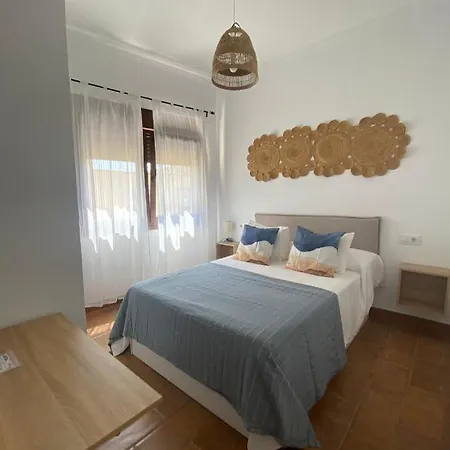 Turisticos Carmencita Hostel Bolonia